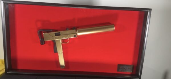 GOLDEN MACK