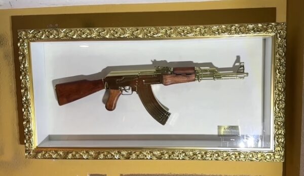 RETRO ALL GOLD AK 47 WHITE
